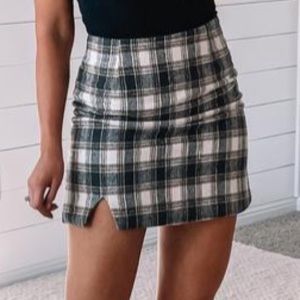 Womens plaid mini skirt zips in back soft fabric